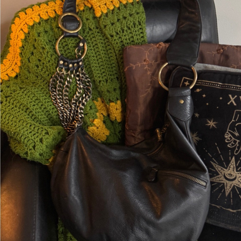 RARE y2k Babee D black leather & brass chain bag